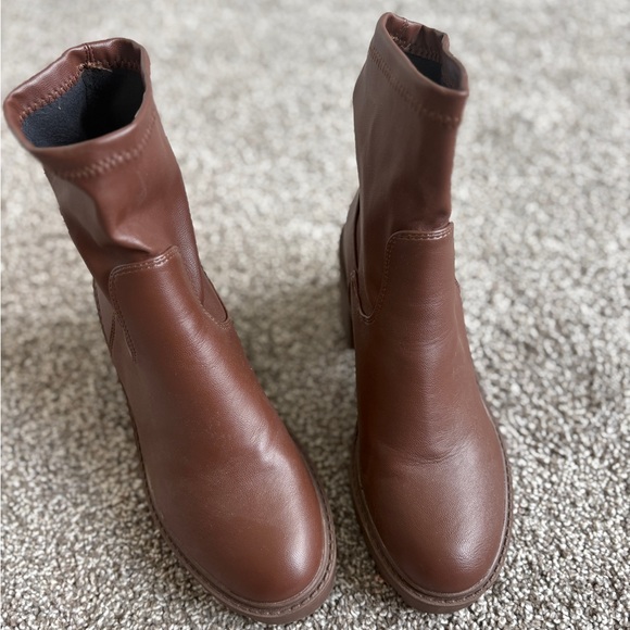 Brown Chunky Heel Ankle Boots - Picture 2 of 7